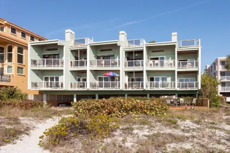 Beautiful, intimate direct Gulf Front Condo at Sweet Sugary Sands Indian Shores