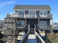 Fully Renovated Oceanfront - Private Beach Access - Dog Friendly - Sleeps 8