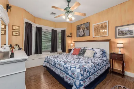 Spirit of Aggieland-💥Voted# 1 Game Day House on Expedia💥Huge Yard-Games-Modern Отели в г. Брайан