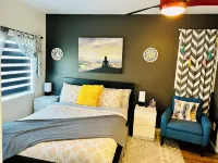 PET AND FAMILY FRIENDLY I HEART COLORADO HOME Hotels near Red Rocks Community College Arvada Campus