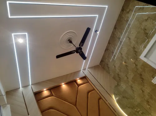 Shraddha Hotel Aligarh