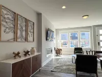 Clean luxury home near Liberty University and downtown. Quiet neighborhood, 林奇堡住宿飯店