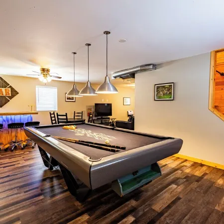 Private Modern Cabin with Hot Tub on 11 Acres - the Perfect up North Getaway