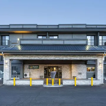 Quality Inn & Suites