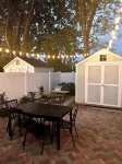 Renovated Home by Central Park-King Bed! Family Friendly. 2 Blocks to Beach!