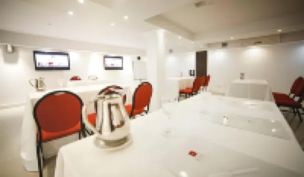 Ker Urquiza Hotel