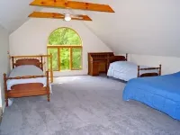 House in exceptional condition on Thomas Pond Hoteles en Casco