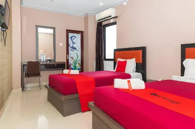 RedDoorz Plus @ Paal 2 Manado Hotels in Mapanget