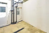 Host & Stay - Cambridge Road