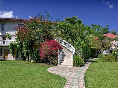 Banana Bank Lodge