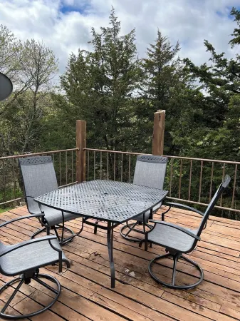 Spacious Lakeview Cabin Minutes from Private Beach