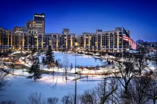 Midtown Condo with patio