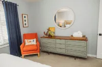 Coastal Cul-De-Sac, Centrally Located Monterey Peninsula Home 德爾雷奧克斯住宿飯店