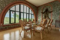 Chabiant Winery Hotel