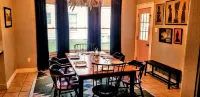 Charming 3 BR cottage in Humboldt - blocks from DT