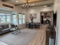 House in the heart of Darby, MontanaFully remodeled. Hotels in Darby