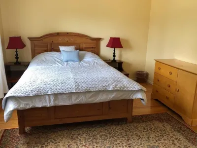 Charming Cupertino Retreat: Spacious Home near Apple HQ, Dining and Shopping! Hotels near Apple Park