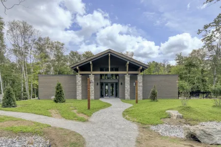 201 Verbier Building 6