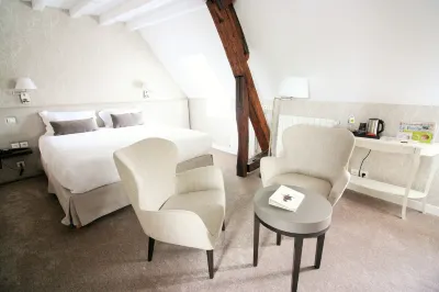 Logis - Hôtel & Restaurant du Tribunal Hotels in Mortagne-au-Perche