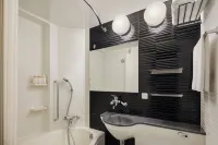 Four Points Flex by Sheraton Yokohama West