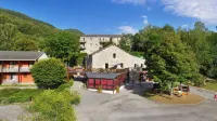 Vvf Sud Aveyron Hotels in Avene