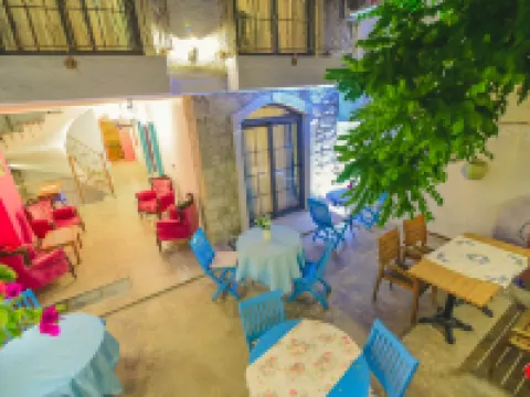 Bedirhan Konak Otel Hotels in Cesme
