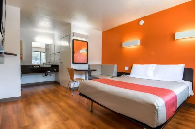 Motel 6 San Diego, CA - Hotel Circle - Mission Valley Hotels in San Diego