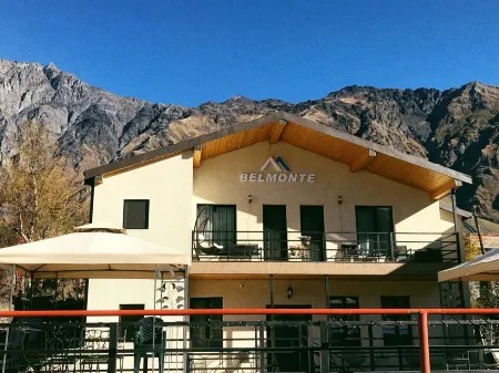 Belmonte Kazbegi Отели в г. Степанцминда