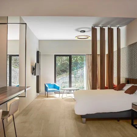 The Central Kirchberg - Smart ApartHotel Отели рядом с достопримечательностью «Концертно-выставочный центр Luxexpo»