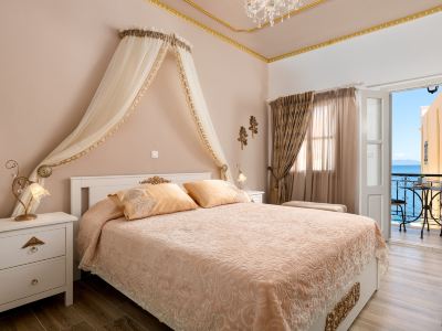 Marika's Deluxe Rooms