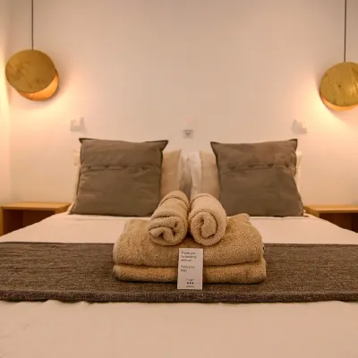 Phaedrus Living Seaside Luxury Flat Athina 108 Отели рядом с достопримечательностью «Гавань Пафоса»
