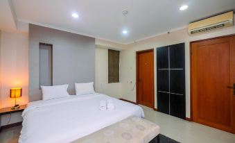 Spacious for 2Br Apartment at Sudirman Tower Condominium