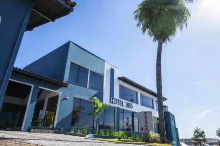 Hotel 365 Отели в г. Куяба