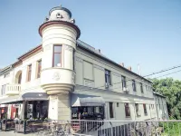 Ratiu House Hotels in Turda