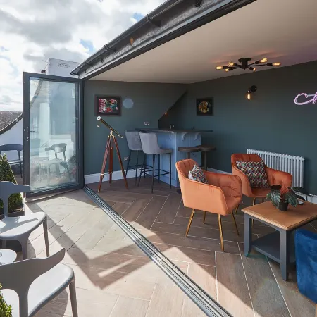 Host & Stay - Devereux House