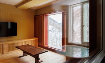 Shigakogen Milky Hot Spring Keikokunoyu