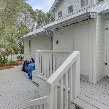 Seaside Cottage "sea Shack" Adorable Tupelo Street, Sleeps 4 1 Bedroom Home by Redawning