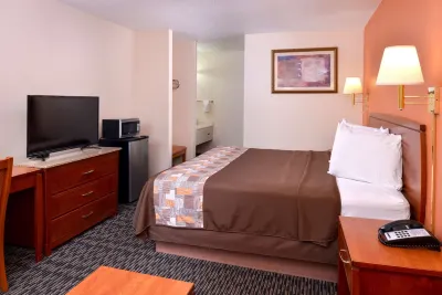 Americas Best Value Inn Sullivan Hotels in 