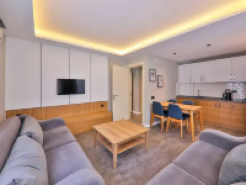 Duygu Apart โรงแรมในคาช