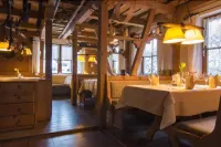 Hotel & Restaurant Grüner Baum - Die Grüne Oase am Feldberg Hotels in Feldberg