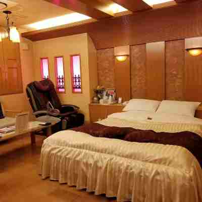 ホテルセリーヌ Rooms