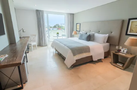 GHL サン ラザロ アート  ホテル