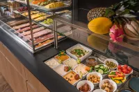 ADLERS Hotel Innsbruck - breakfast