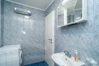 Apartment & Rooms Alan