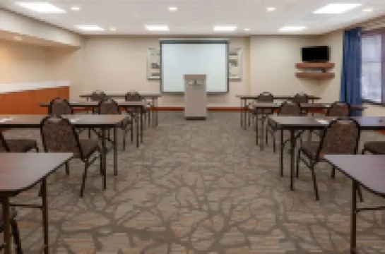 Wingate by Wyndham Erie