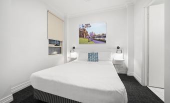 Comfort Hotel Melbourne Central