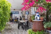 Ricos Two Bedroom House - Naoussa Paros Hotels in Naousa