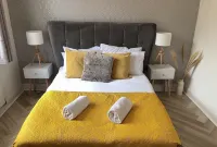 Modern 3-Bedrooms House with 6 Guests Các khách sạn ở 