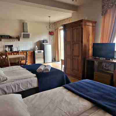 Domek Gabi z balią w Ogrodzie Rooms
