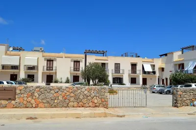 Sv001 Appartamento Agrusa Con Giardino e BBQ Hotels near Faro di Capo San Vito